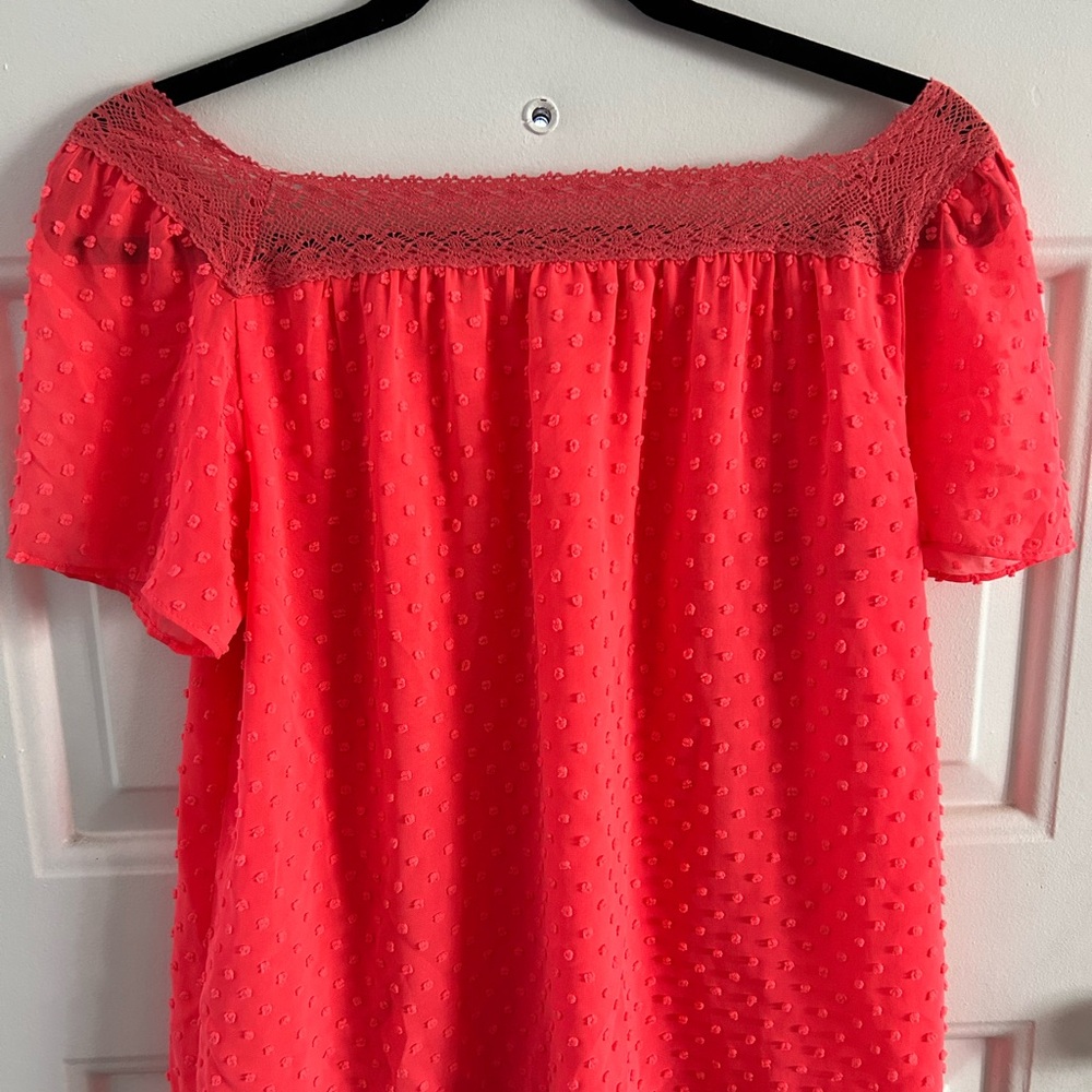 J Crew Coral Top Textured W Laced Neck Line 6 Pre Owned